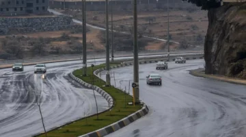 عاصفة شديدة تهدد 10 مدن في الباحة بصواعق وبرد وسيول خلال ساعات 1